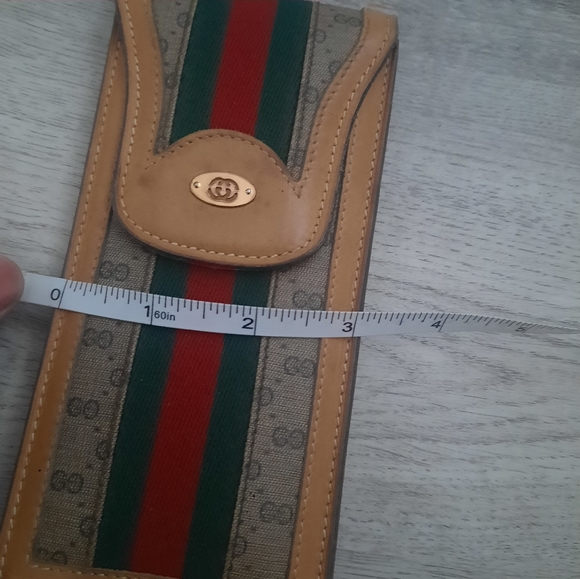 Gucci Case - Picture 12 of 13